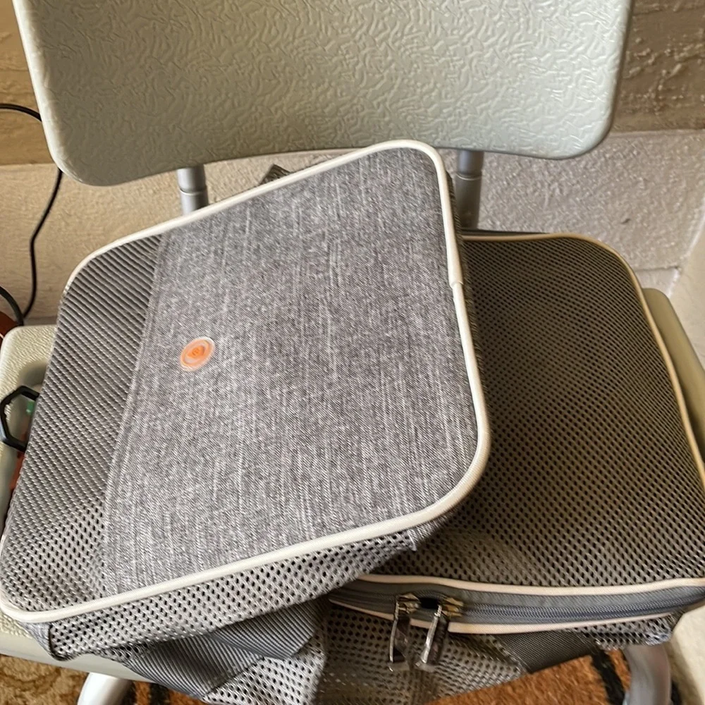 Pet carrier. Petisfam top load cat carrier for small to medium size cats.